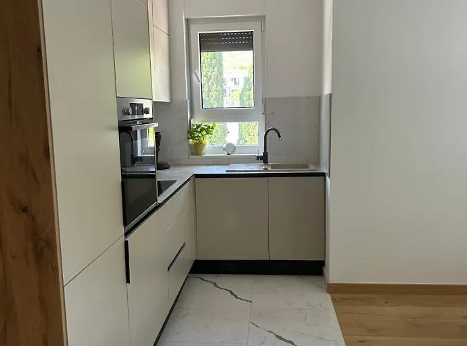 Διαμέρισμα Marta *